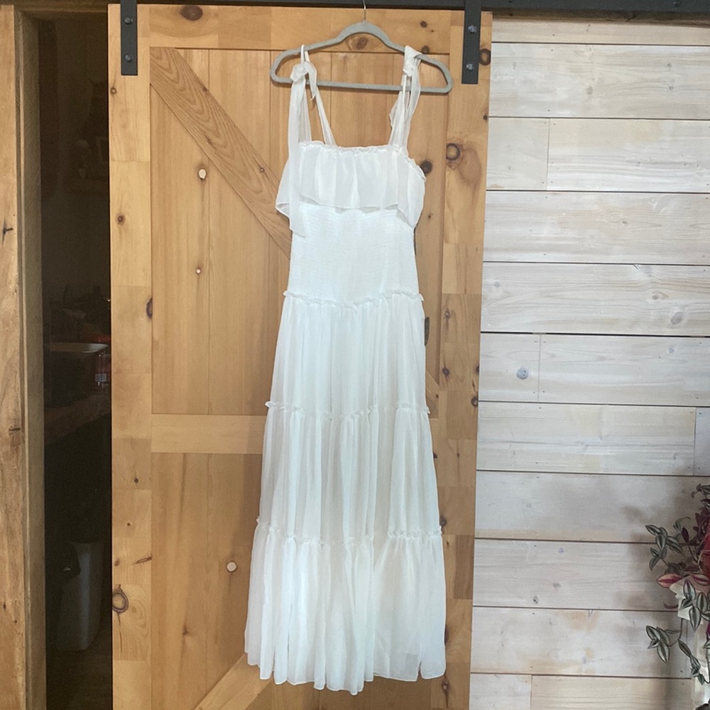 Lulus white maxi dress